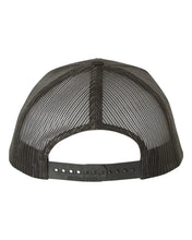Adjustable Snapback Trucker Cap / Black / Cox High School Softball